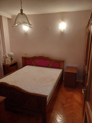 Apartament cu 3 camere, decomandat, bl 1986, et 4/10, Obor - imagine 2