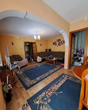 Apartament cu 3 camere rezultat din 4 camere,decomandat/Ștefan cel Mare/metrou - imagine 2