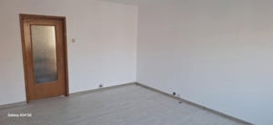 Apartament cu 3 camere, decomanda, bloc din 1995 - Piața Muncii / Decebal - imagine 2