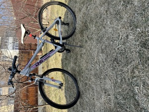 Vând bicicletă damă - imagine 2