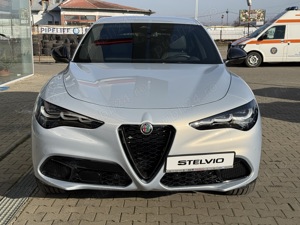 Alfa Romeo Stelvio 2025 Veloce 2.0T4 280CP 400Nm ZF8 252 Bianco Lunare Grigio Moonlight - AutoSiena - imagine 2