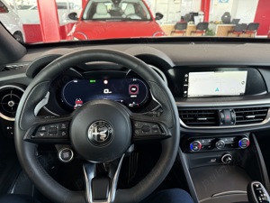Alfa Romeo Stelvio 2025 Veloce 2.0T4 280CP 400Nm ZF8 252 Bianco Lunare Grigio Moonlight - AutoSiena - imagine 13