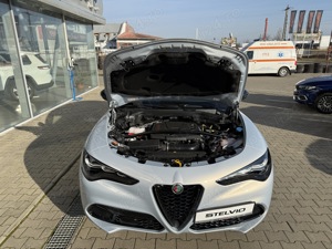 Alfa Romeo Stelvio 2025 Veloce 2.0T4 280CP 400Nm ZF8 252 Bianco Lunare Grigio Moonlight - AutoSiena - imagine 11