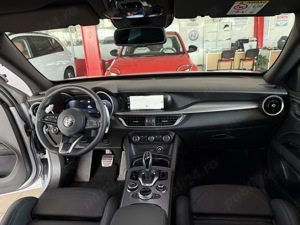 Alfa Romeo Stelvio 2025 Veloce 2.0T4 280CP 400Nm ZF8 252 Bianco Lunare Grigio Moonlight - AutoSiena - imagine 16