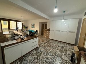 Apartament 2 camere parter 63mp utili plus terasa 123 mp - imagine 3