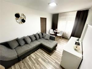 Apartament 2 camere, zona Sagului.