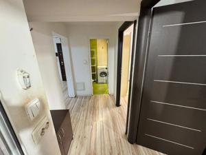 Apartament de 3 camere -CENTRALA- Hol H-13 Septembrie - imagine 7