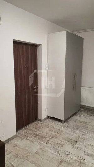 Apartament 2 camere, semidecomandat, parcare, zona Vivo - imagine 6