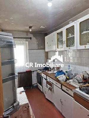 Apartament 4 Camere Nerenovat - imagine 2