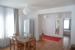 Apartament cu trei camere-Busteni - imagine 10