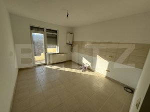 Apartament 4 camere , 120mp, zona Cetate  - imagine 5