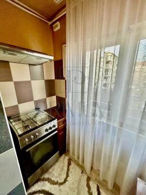 Apartament 2 camere - Zona Lipovei - Decomandat - Centrala Proprie - imagine 6