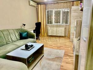 Apartament 2 camere - Zona Lipovei - Decomandat - Centrala Proprie