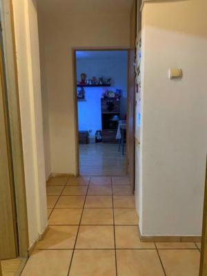 Apartament de Piata Resita ( DECOMANDAT ) - imagine 4