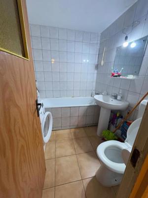 Apartament de 4 camere ( Bloc Reabilitat )-Petre Ispirescu-Rahova-Sebastian - imagine 19