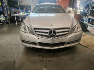 bara fata completa mercedes c207