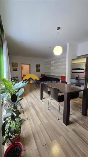 Apartament in vila -cu 4 dormitoare si 2 sufragerii - imagine 5