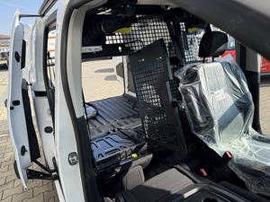 Fiat Doblo Electric 2025 136CP 260Nm 50kWh 335Km Crew Cab 5 Locuri Cul. 549 White AutoSiena - imagine 18