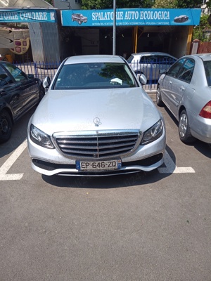 Mercedes-Benz E Class 220d -194cp - imagine 3