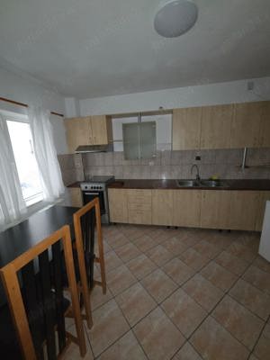 Apartament 3 camere decomandat Valea Oltului(stradal) - imagine 4