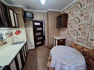 Inchiriez Apartament cu 2 camere in zona Rahova - imagine 6