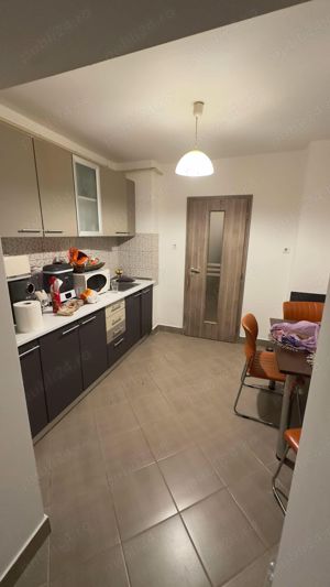 Vand apartament 2 camere - imagine 5