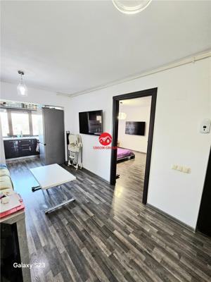 Apartament 2 Camere Complet Renovat, Zona Inel 2 - imagine 2