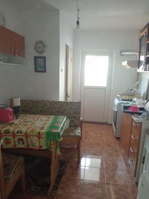 Apartament cu 3 camere zona centrala - imagine 8