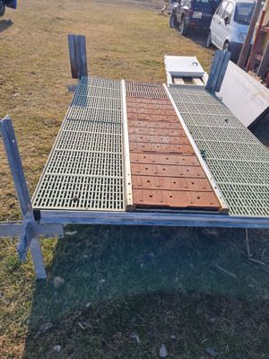 Vand boxe fatare scroafe si podea cu vana colectoare - imagine 3