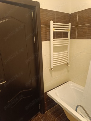 Vand apartament 2 camere la demisol - imagine 8