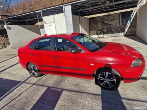 Vând Seat Cordoba an 2008 cu doar 109000 km - imagine 4