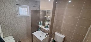 Apartament 3 camere cu o super pozitie in zona Soarelui - imagine 11