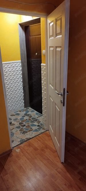 Închiriez apartament o cameră  - imagine 4