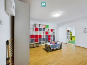 Spațiu pretabil grădiniță, centru educațional, birouri - zona Domenii - imagine 8