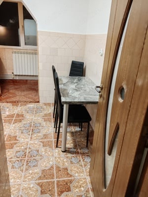 Închiriez apartament doua camere Călărași 4  - imagine 8