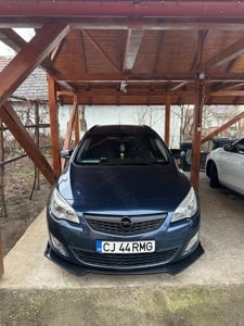 Opel Astra J SportTourer