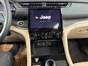 Jeep Grand Cherokee L 7 Locuri WL 3.6V6 290CP ATX8 4WD Limited Plus cul. PW7 White - AutoSiena - imagine 10