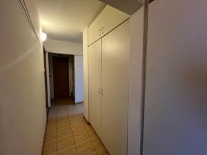 Apartament 4 camere decomandat , Hortensiei, etaj intermediar ,central