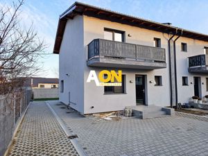 1/2 Duplex nou, 4 camere, 228 mp teren, zona Alba Mall