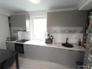 Apartament semidecomandat, 3 camere, parcare inclusa, zona centrala - imagine 7