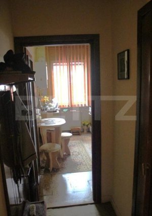 Apartament de 2 camere, 68 mp, zona central  - imagine 3