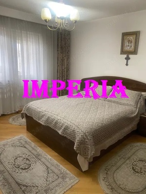 Apartament cu 4 camere,  strada Bucovina, etaj 3