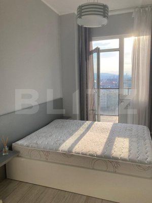 Apartament 3 camere, 53 mp, semidecomandat, cu parcare subterana, zona Centrala - imagine 2