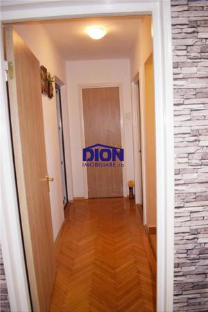 Apartament 3 camere, Drumul Taberei in apropierea metroului - imagine 2