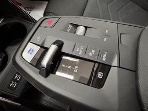 BMW iX1 xDrive30 - imagine 4