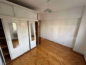 Apartament de vanzare, cu 2 camere, 42 mp, zona Decebal - imagine 6