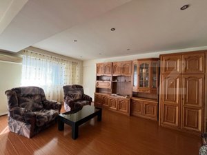  Apartament cu 3 camere, 90mp, zona Centrală - imagine 5