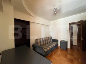  Apartament cu 3 camere, 90mp, zona Centrală - imagine 11