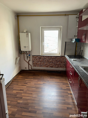 vand apartament 2 camere zona Generala Nr 6,decomandat, etaj 3, incalzire pe gaz - imagine 2