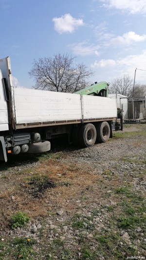 vând camion  Volvo  cu macara 6x2   - imagine 3